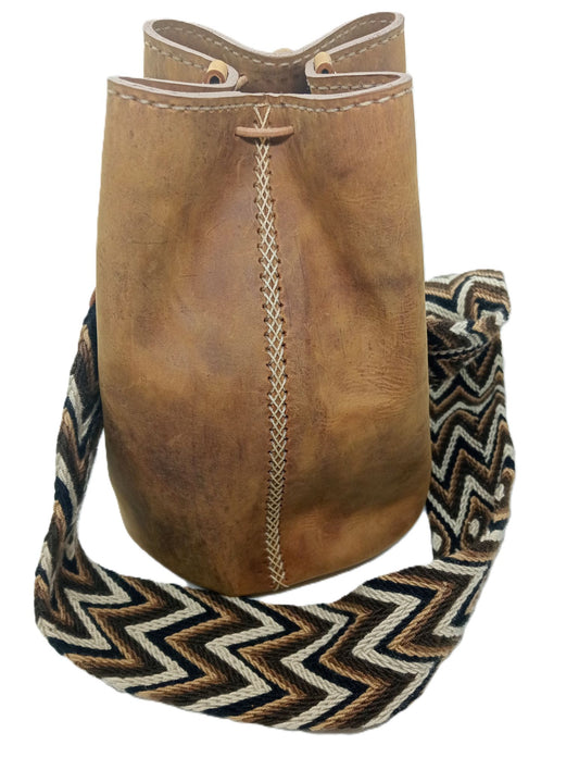 Mochila en cuir taille M canela